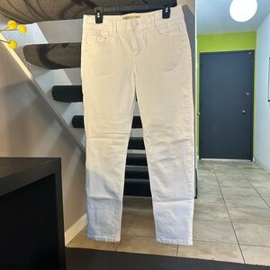 Democracy Women's White Straight Leg Jeans (Ab Technology)